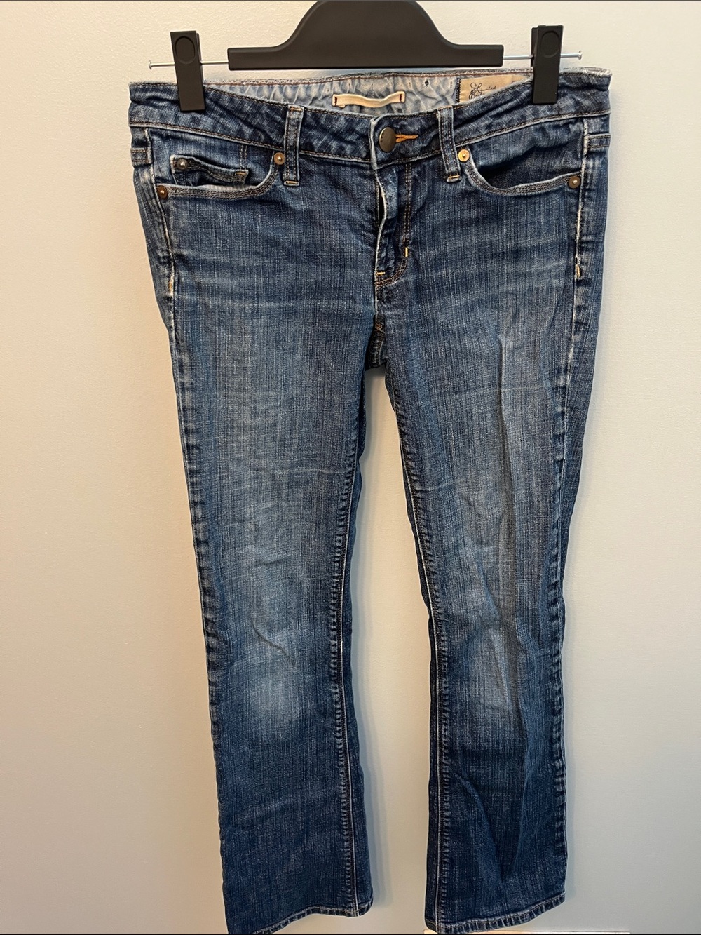 GAP Women's Boot Cut Jeans in Medium Blue Wash